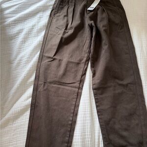 NEW WITH TAGS - UNIQLO Denim Pleated Pants Brown